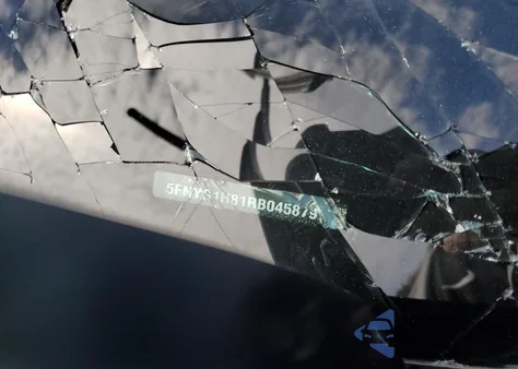 2024 Honda Pilot Elite z USA, uszkodzony, nr VIN 5FNYG1H81RB045879